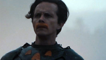 ハンフリー・ビーズベリー（ダニー・コリンズ）